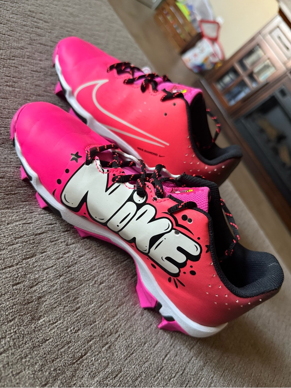 Nike Hyperdiamond 4 Keystone Big Kids' Softball Cleats